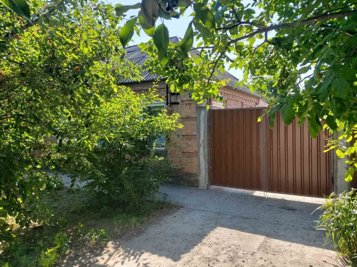 Продам будинок на Новомиколаївці - фото 1