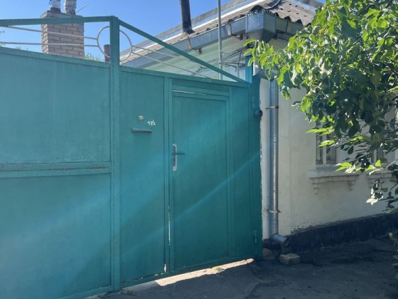 Будинок (половина). Окремий двір. Велика ділянка. Торг Кропивницкий