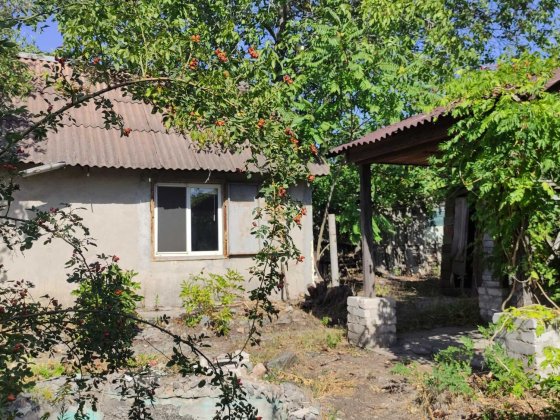 Продам дачу з 2-ма ділянками у місті – ідеальне місце для відпочинку! Дніпро