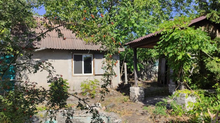 Продам дачу з 2-ма ділянками у місті – ідеальне місце для відпочинку! - фото 1