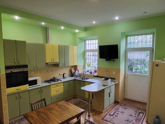 Продаж 1/2 буд. вул. Смаль Стоцького Львів