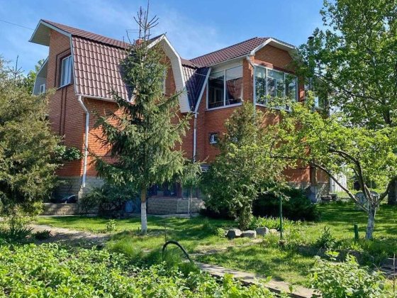 Продам просторный 2 эт. дом в хорошем месте, Березановка Дніпро