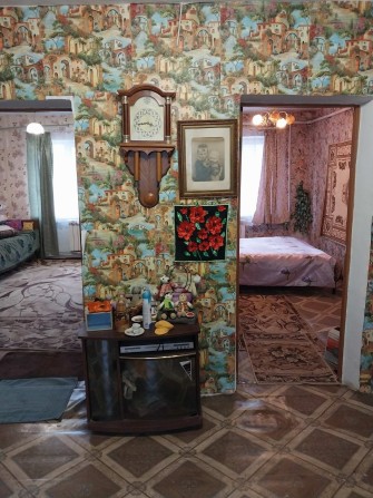 Продам будинок+ гараж . Власниця. Дніпровський район, м.Запоріжжя - фото 1