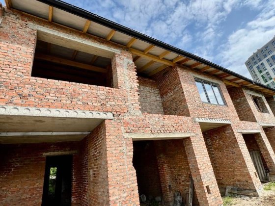 Продаж 2 пов. котеджу 120 м2/Бігова/Тракт Глинянський Львов