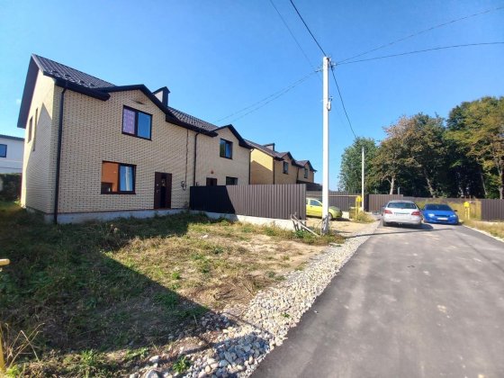 Продам частину будинку. Чистові роботи, газ. Винница