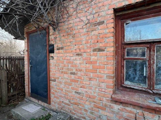 Продаж фасадного будинку з ділянкою Винница