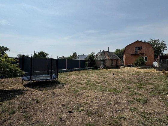 Якісно-збудований будинок для родини Кропивницький