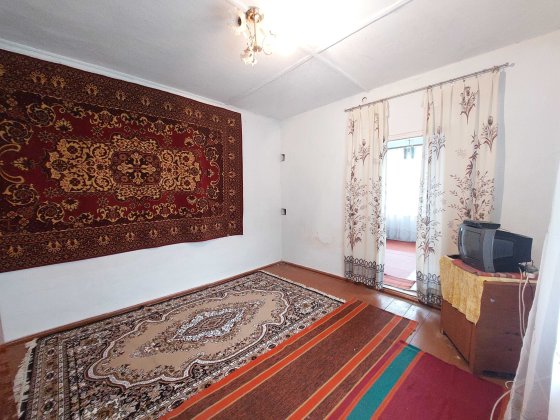 Продаж частини будинку на 10сотка землі 15.000дол. Вінниця