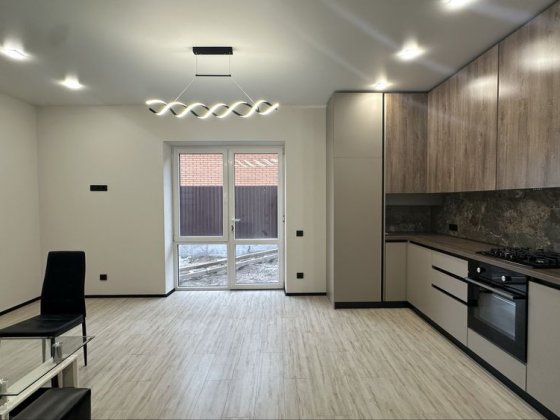 Готовий ТаунХас у ТОПОВОМУ Районі Центральні комунікації Вінниця