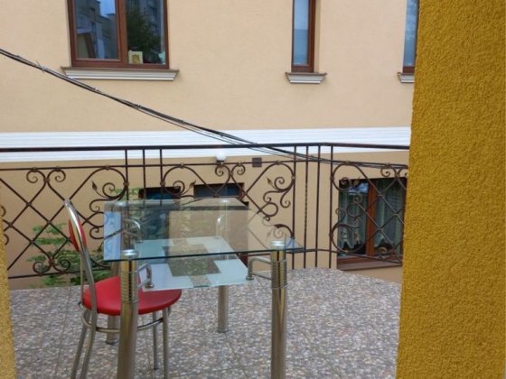 Львів особняк + кабінет косметолога Лінкольна Львов