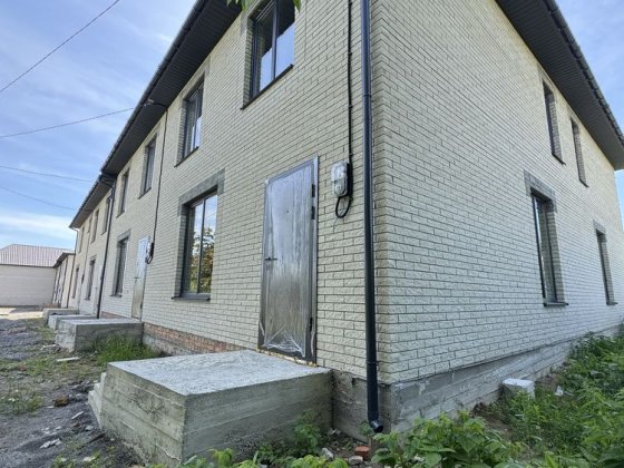 ТАУНХАУС  кутовий земелна ділянка своя Винница