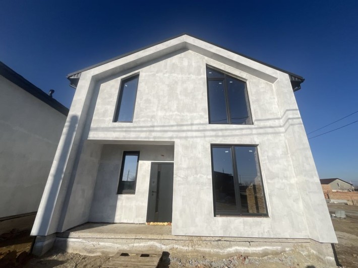 Продаж 2 поверхового будинку, в чистовому стані м-р Академічний. - фото 1