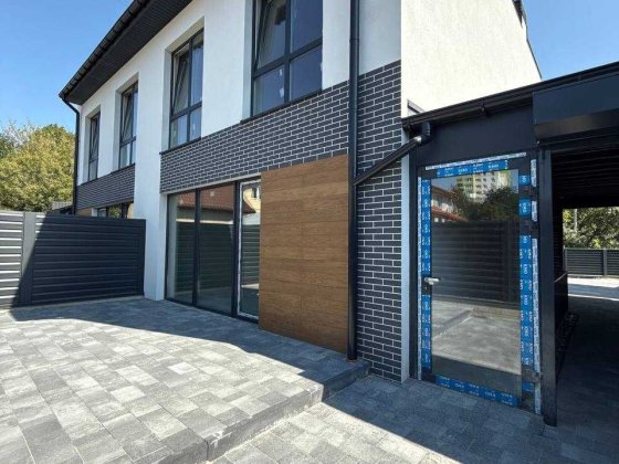 Продаж котеджу вул. Творча Львов