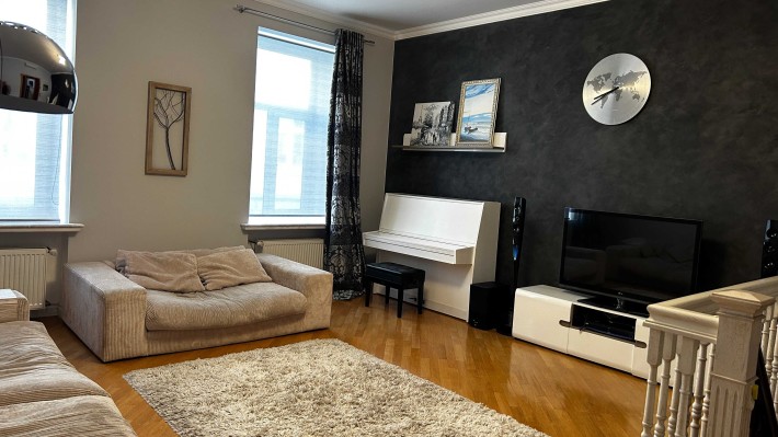 ПРОДАЖ будинку в центрі м.Львів - фото 1