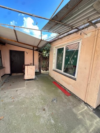 Продам будинок по вул . Першотравнева - фото 1