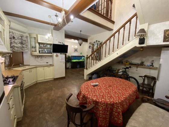 Продаю дом 160м2 в самом центре, возле ресторана Скорини Миколаїв