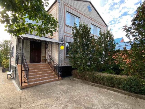 Продам добротний будинок Кропивницкий