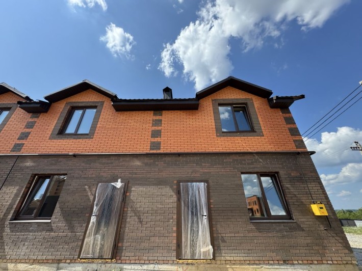 Продам таун на 75м2! Газ, світло, вода, каналізація! - фото 1