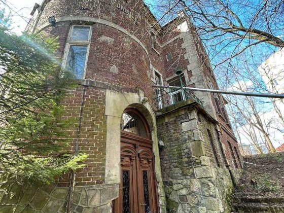 Продаж історичної вілли Львів