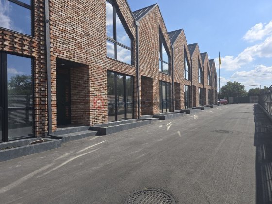 Продам дом танхаус єОселя Адмирал Дніпро