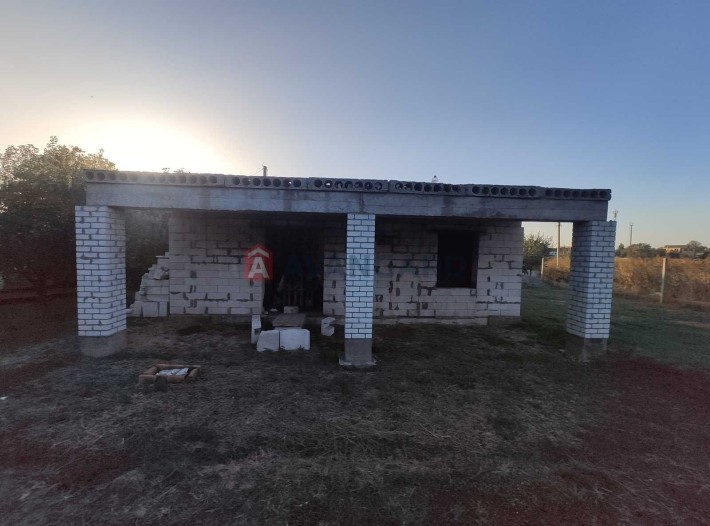 Недобудований будинок. Рибальськ - фото 1