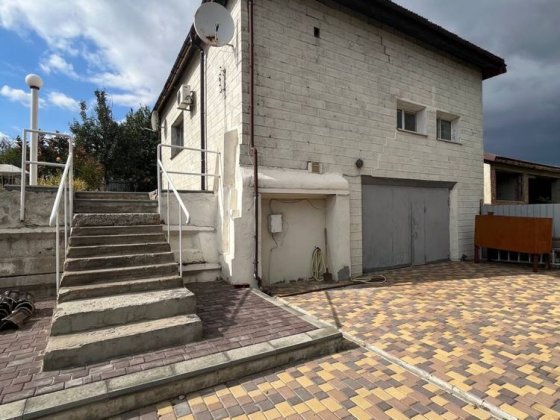 Продаю 2 комнатный Дом + кухня студия (Северный) Центр ID-145751 Миколаїв