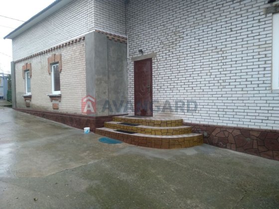 Будинок 2-х поверховий у місті. Космос. Плавнева.