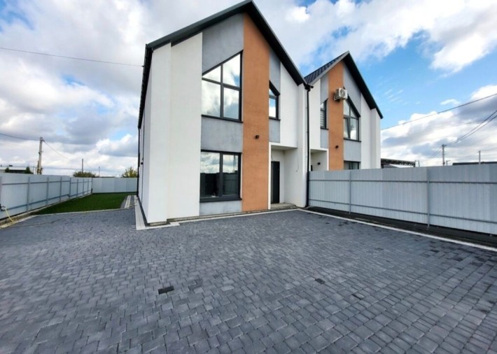 Цей  чудовий будинок,  чекає на Вас ! - фото 1