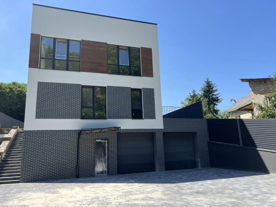 Продаж будинку преміум-класу вул. м. Львів вул. Голубця Львів