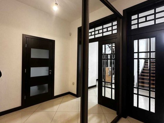 Продаж окремостоячого будинку околиця Львів Львов