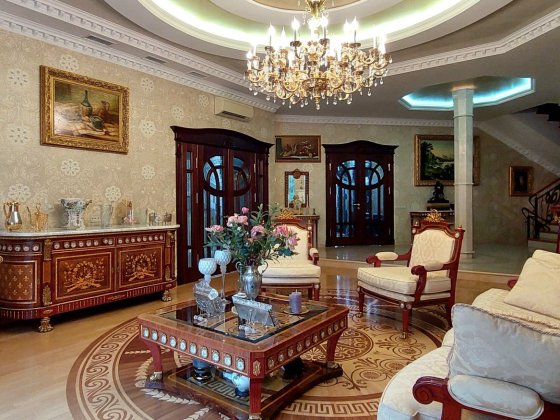 Продаж будинку 539 м² вул. Червона, м. Львів Львов