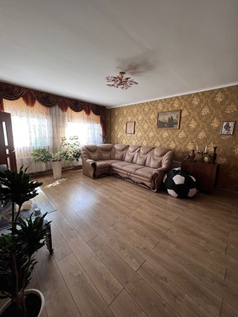 Продам гарний будинок 120 м² на Озерній Балці. - фото 1