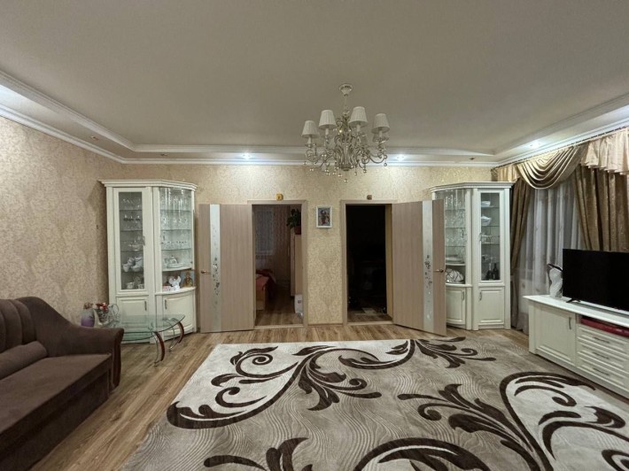 Продам будинок с.Підгайці(біля магазину Джерельний) - фото 1