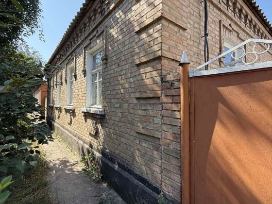 Продаж великого цегляного будинку в м. Кропивницький, р-н Кущівка Кропивницкий