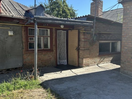 Продам частину будинку в районі Олексіівки Кропивницький