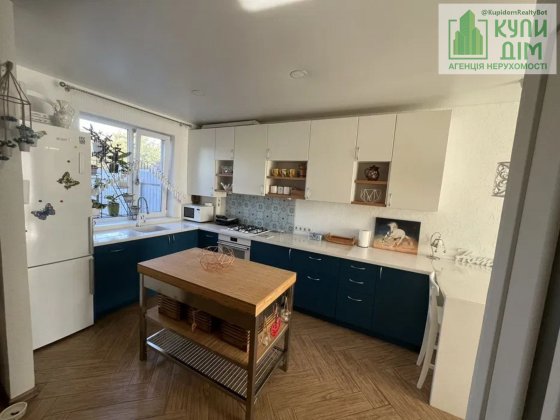 Продам таунхаус в районі Міського саду (парк Перемоги). Кропивницкий