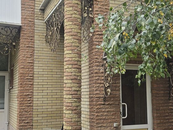 Продам 2 дома на участке в районе Новых домов Харьков