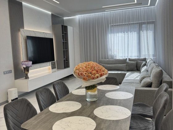 Будинок з сучасним ремонтом неподалік Аркадії Одеса