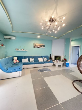 Продам просторий будинок з госактом. Київський район / Таірово - фото 1