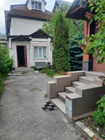 м. Киевская, красная линия, ул. Веринская. Продам целый дом. - фото 1