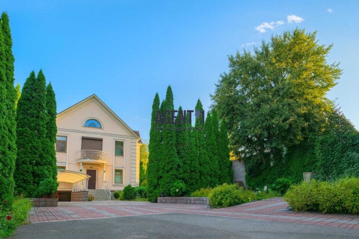 Будинок 406 кв.м. 14 соток Петропавлівська Борщагівка з видом на ліс - фото 1