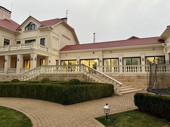 Элитный особняк Вид на море Бассейн Участок 24,5 сотки Комиссия 0% Одеса