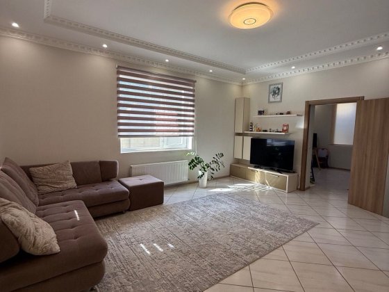 Уютный дом. Развитый  район . Ул .А.Невского  .2 сотки.Ремонт.5 комнат Одесса