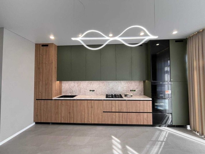 Дуплекс з новим ремонтом / 125 м2 / Ліцей №1 / ГАЗ / 4 кімнати - фото 1