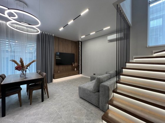 Продається дуплекс з ремонтом в Петропавлівській Борщагівці Петропавловская Борщаговка