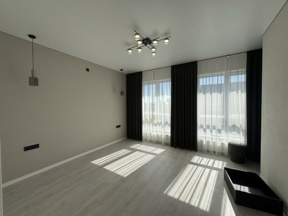 Таун з ремонтом | центральні комунікаціі | 115 м2 Софіївська Борщагівка