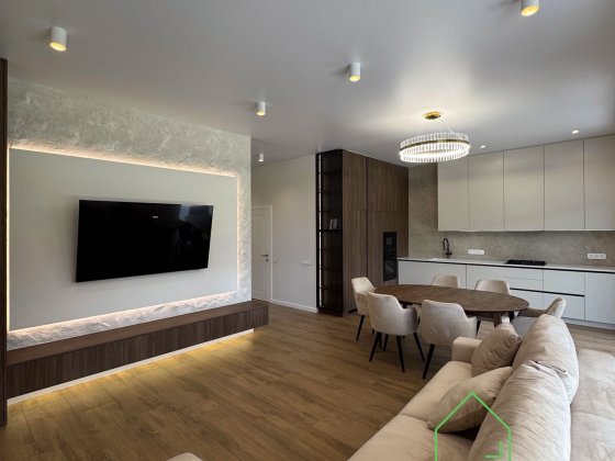 Абсолютно новий будинок Петропавлівська Борщагівка із басейном Петропавловская Борщаговка