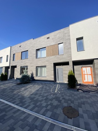 Продаж дуплексу з сучасним ремонтом в Софіївській Борщагівці - фото 1