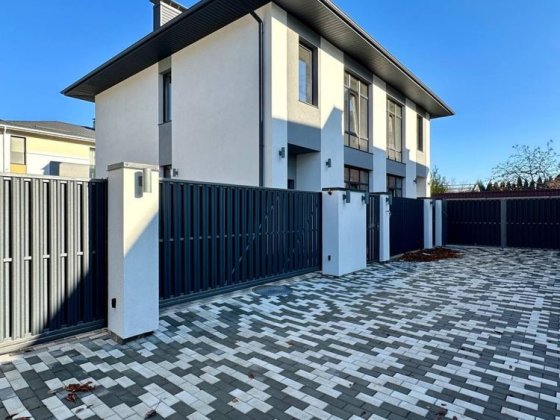 Дуплекс біля лісу ‼️ 1 км до Києва ‼️ свій вхід та двір Петропавловская Борщаговка