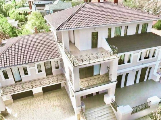 Продам дом в Совиньоне-1